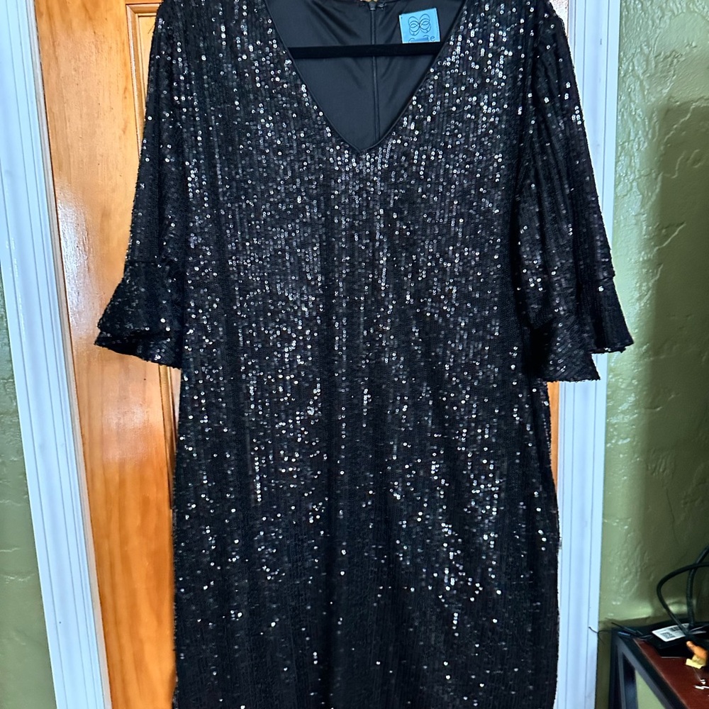 CeCe Black Sequin V-Neck Dress